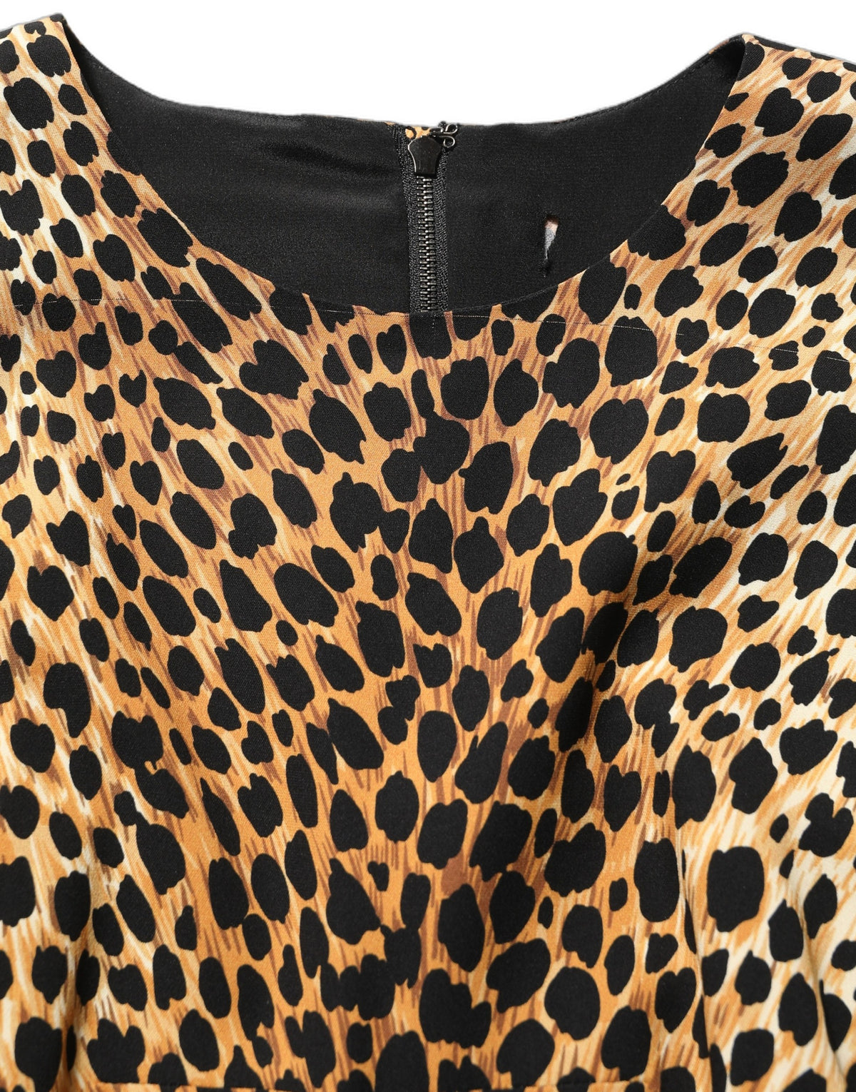Dolce & Gabbana Braunes Etuikleid aus Seide mit Leopardenmuster, Midi-Länge
