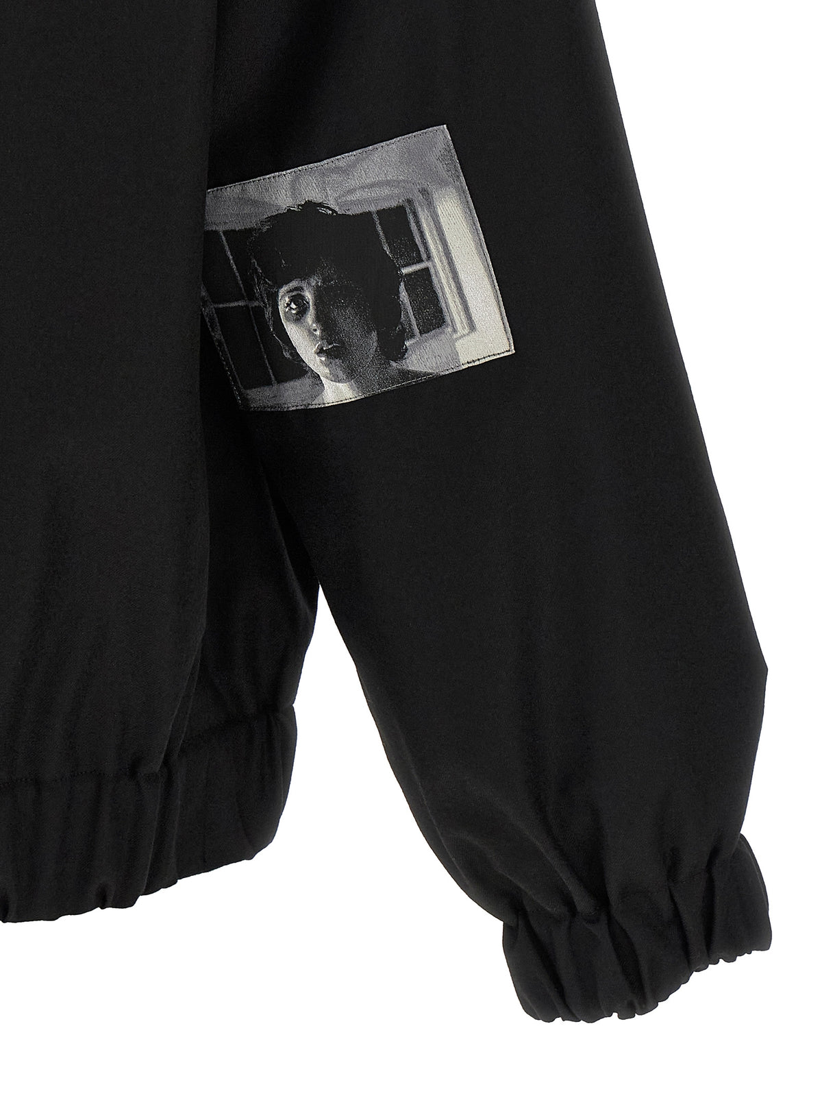 Undercover Schwarzer Woll-Bomber