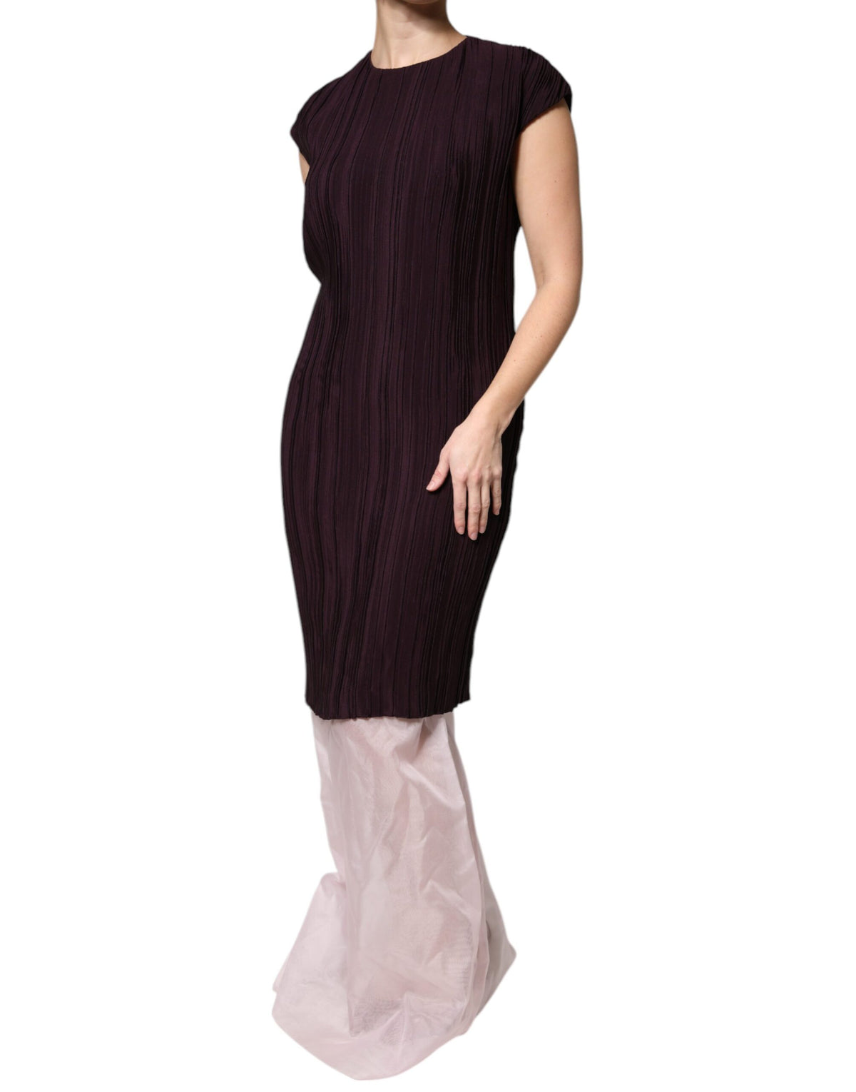 Barbara Casasola Braunes Seidenmantel-Maxikleid mit kurzen Ärmeln