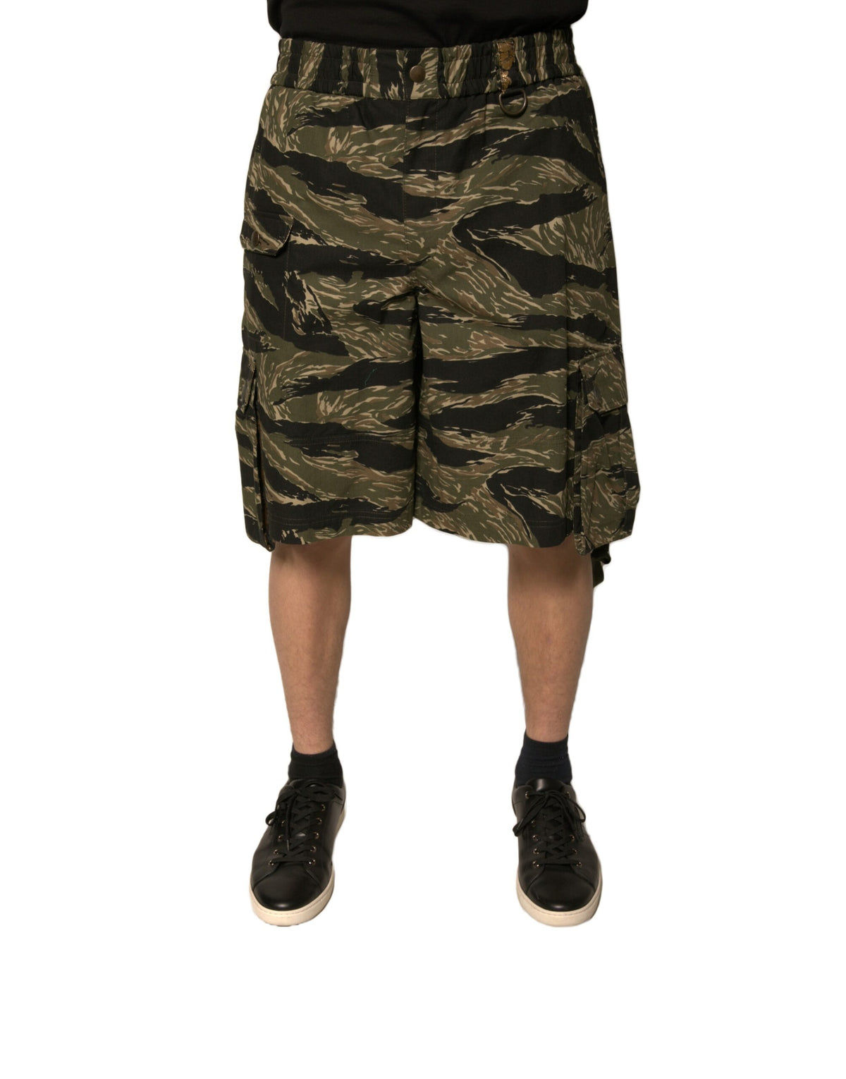 Dolce & Gabbana Bermudashorts aus Baumwolle mit Schwarz-Gold-Muster