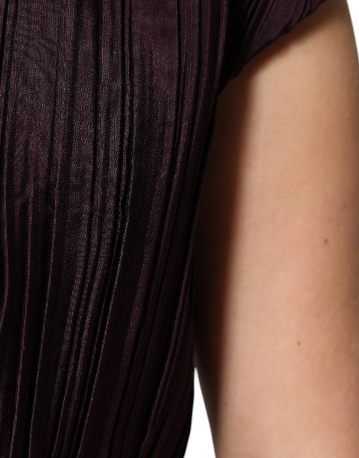 Barbara Casasola Braunes Seidenmantel-Maxikleid mit kurzen Ärmeln